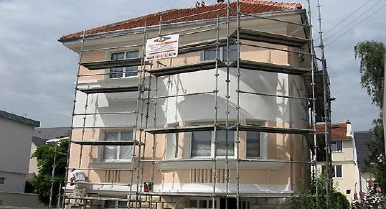 Pendant ravalement en peinture et décoration de façades